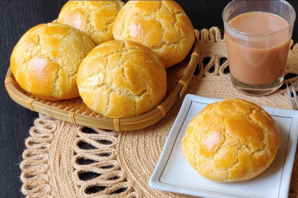 Luau Pâtisserie | 802 Bd de Sainte-Adèle, Sainte-Adèle, QC J8B 2N1, Canada | Phone: (450) 745-4828