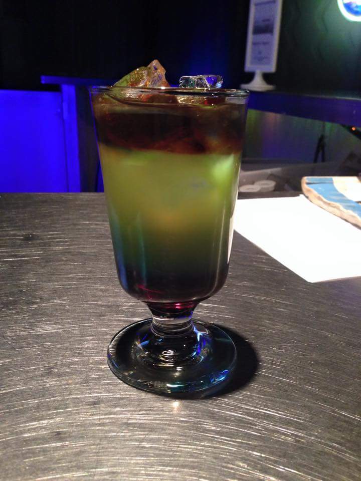 Bar Club Mangu | 445 Boulevard des Laurentides, Laval, QC H7G 2V2, Canada | Phone: (450) 668-5237