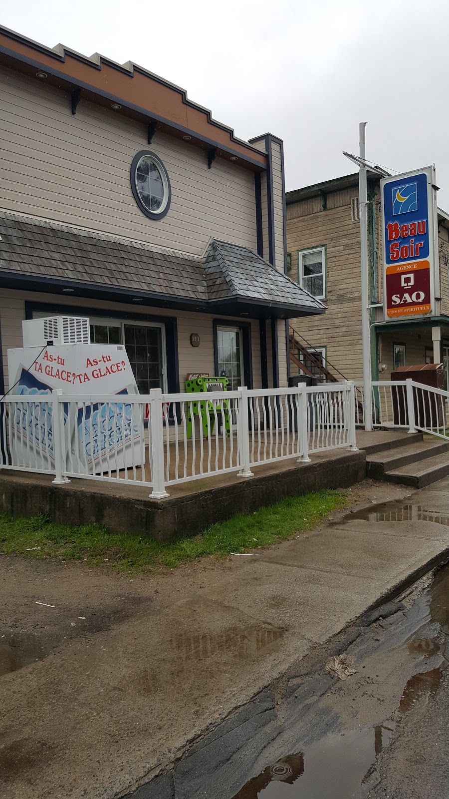 Depanneur Au Petit Ctr Enr | 193 Rue Principale, Huberdeau, QC J0T 1G0, Canada | Phone: (819) 687-2151