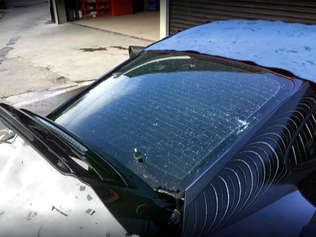 RS Auto Glass of Hamilton | 515 Garner Rd W #11, Ancaster, ON L9G 3K9, Canada | Phone: (905) 592-2021