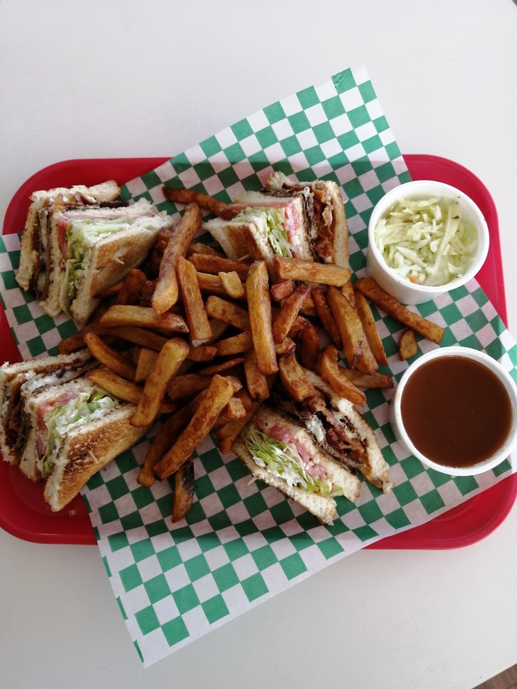 LAvant-Match Casse-Croûte | 4519 Boulevard Saint-Joseph, Saint-Nicéphore, QC J2A 1A9, Canada | Phone: (819) 477-6464