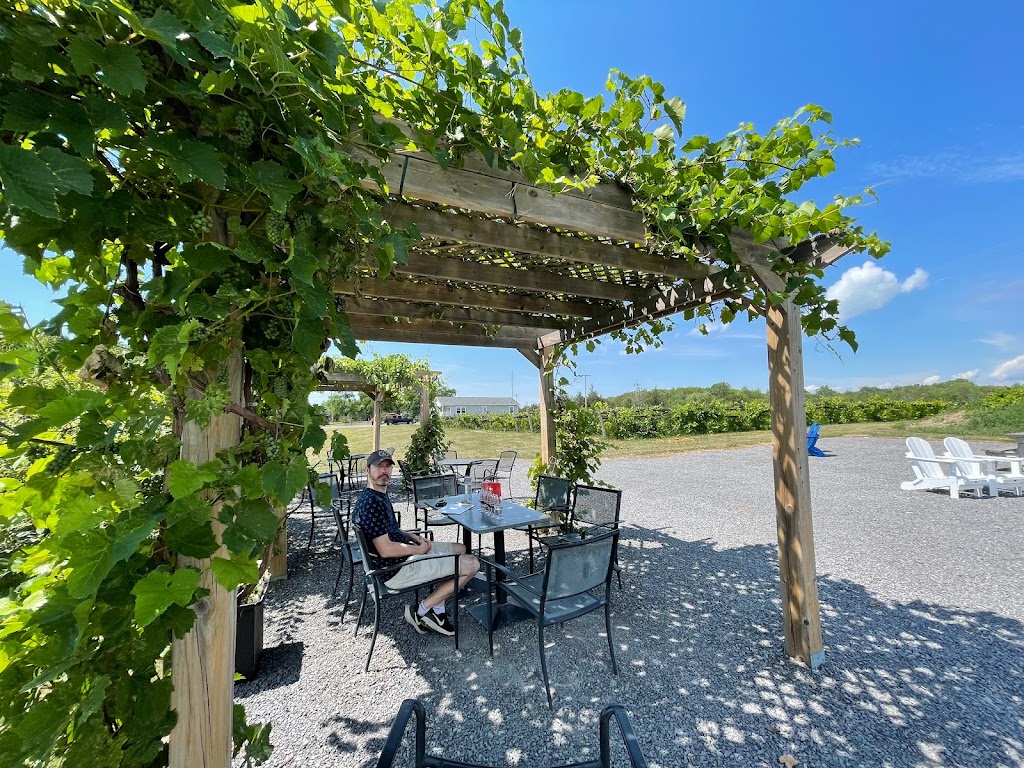 Del-Gatto Estates | 3609 County Rd 8, Picton, ON K0K 2T0, Canada | Phone: (613) 476-8198