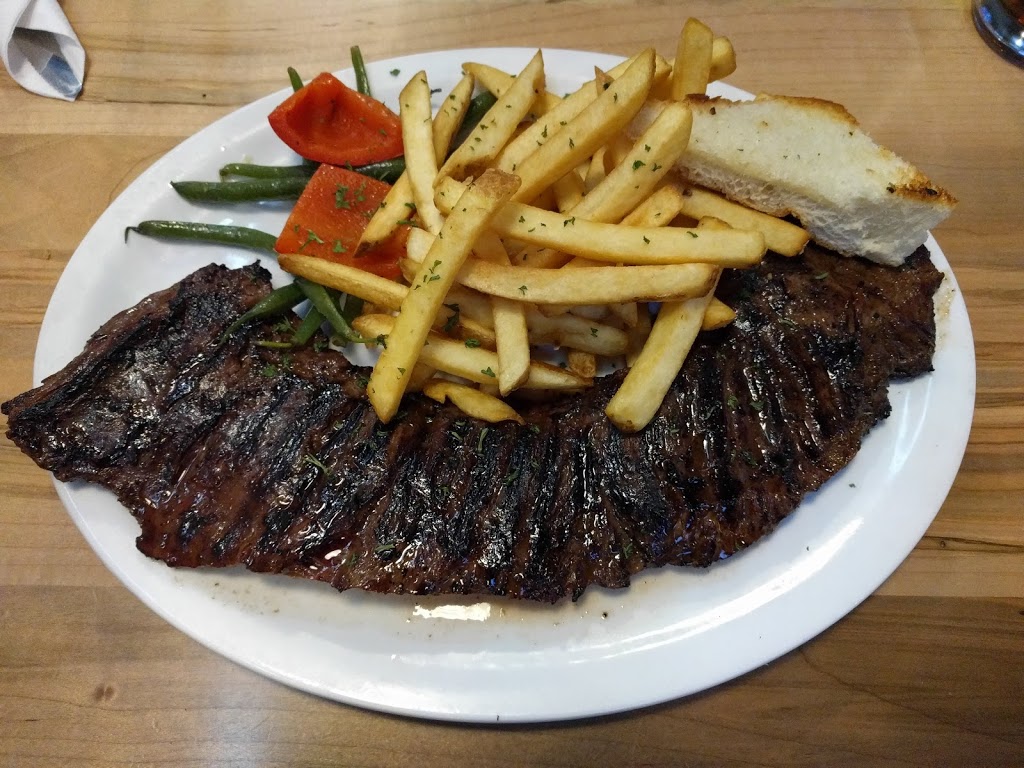 TEXAS LONGHORN | 1077 N Service Rd, Mississauga, ON L4Y 1E1, Canada | Phone: (905) 275-7200