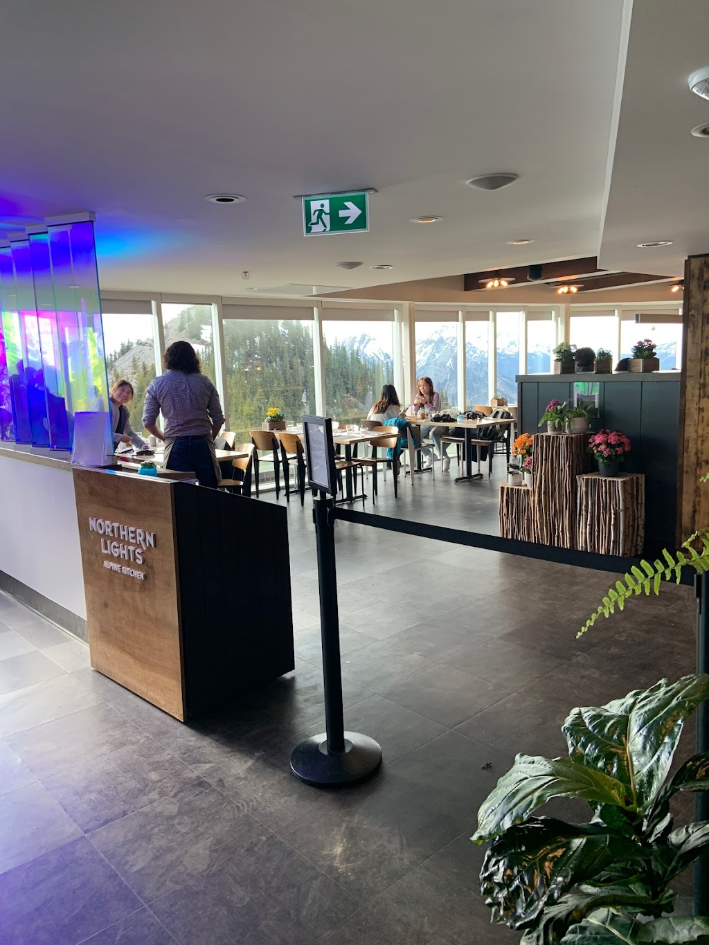 Northern Lights Alpine Kitchen | 100 Mountain Ave, Banff, AB T1L 1J3, Canada | Phone: (866) 756-1904