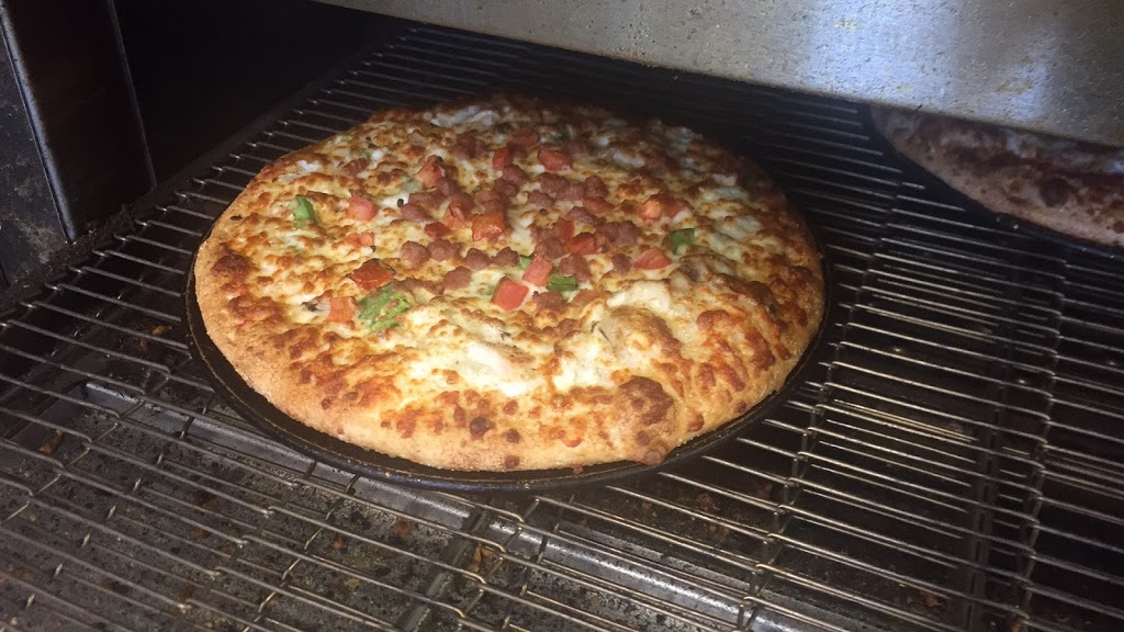 Hampton Pizza | 30-102 Hampton Cir, Saskatoon, SK S7R 0L5, Canada | Phone: (306) 974-6888
