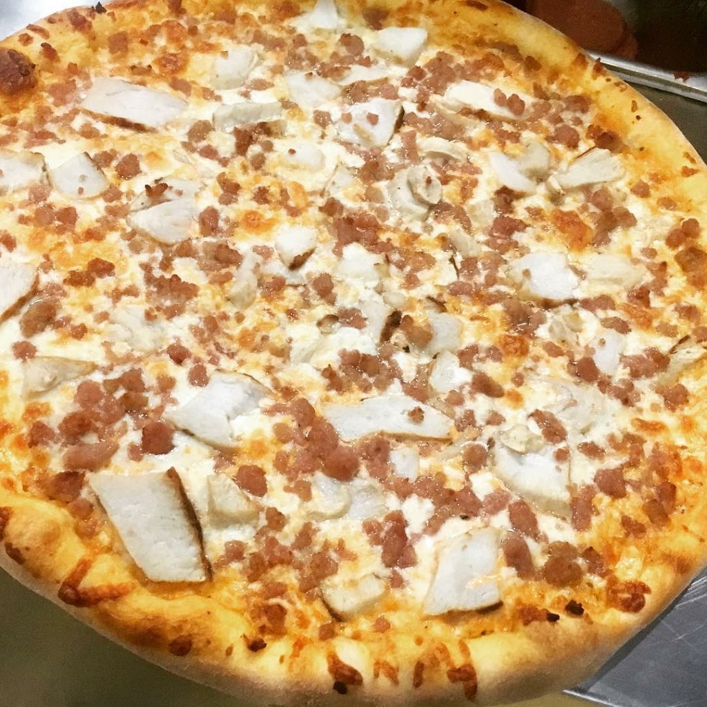 Slices n’ Scoops Pizza & Frozen Treats | 101 Main St, Balgonie, SK S0G 0E0, Canada | Phone: (306) 540-2665