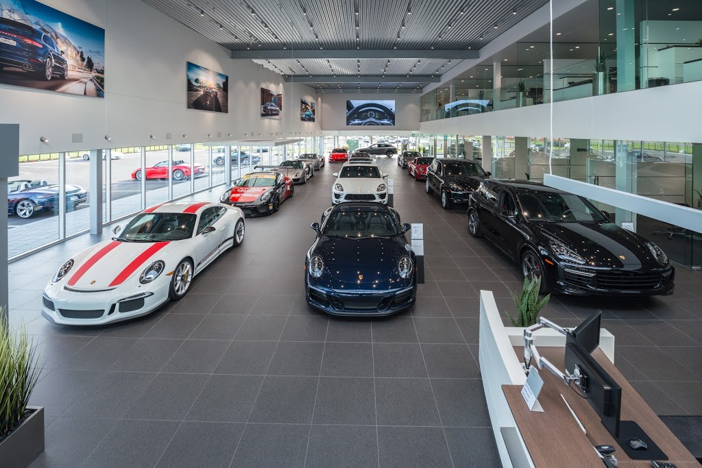 Porsche Rive-Sud | St-Hubert | 1375 Boulevard des Promenades, Saint-Hubert, QC J3Y 5K2, Canada | Phone: (450) 463-0044