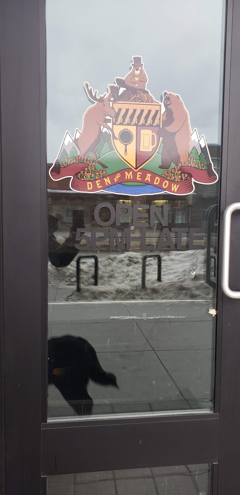 Den & Meadow | 124 Banff Ave, Banff, AB T1L 1A7, Canada | Phone: (403) 985-0773