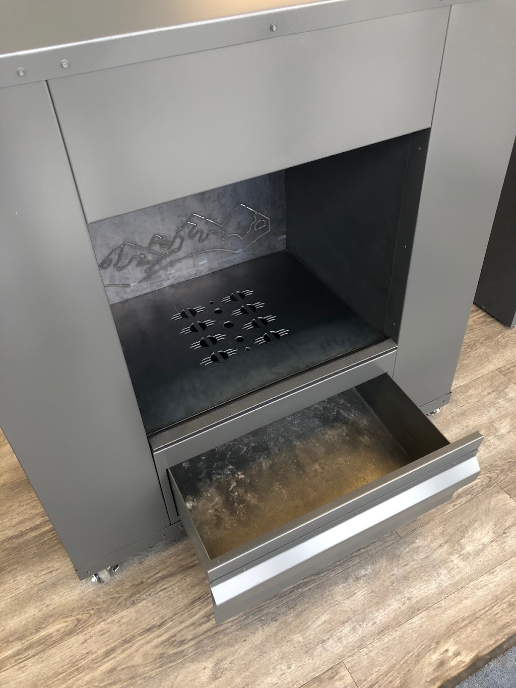 AB Planters | 9520 Endeavor Dr SE, Calgary, AB T3S 0A1, Canada | Phone: (587) 582-1886
