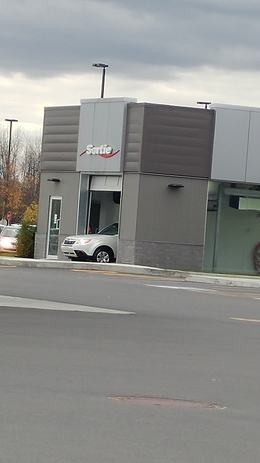 Couche-Tard | 2705 Avenue des Aristocrates, Laval, QC H7E 5J3, Canada | Phone: (450) 661-3892