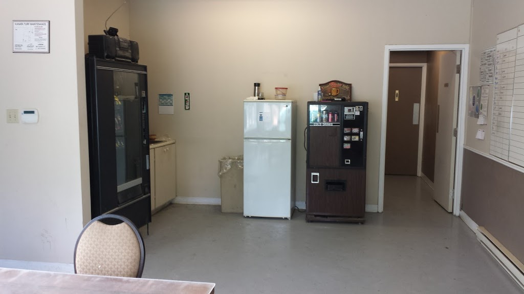 Kanata Lakes Golf Club Maintenance Shop | 39 Stonecroft Terrace, Kanata, ON K2K 2V1, Canada | Phone: (866) 261-9799
