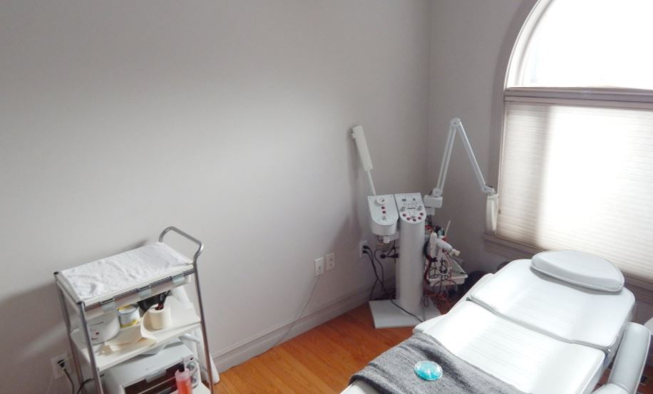BARE|bold | 277 52147 Range Rd 231, Sherwood Park, AB T8B 1A4, Canada | Phone: (780) 902-6948