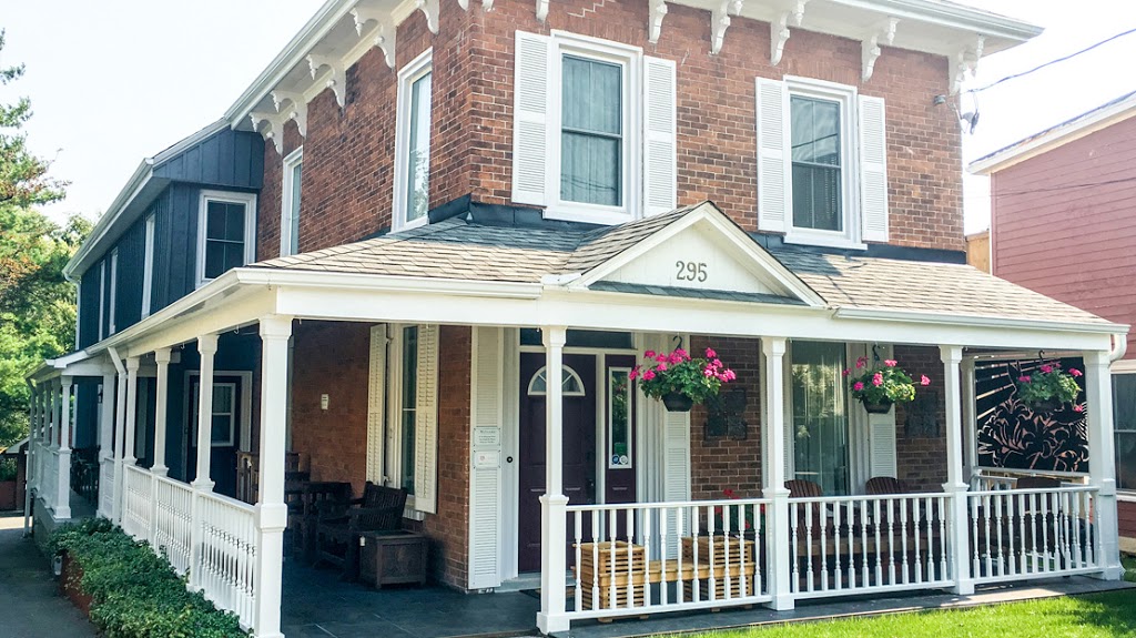 Nap N Nosh Bed and Breakfast | 295 Bloomfield Main St, Bloomfield, ON K0K 1G0, Canada | Phone: (647) 920-9982