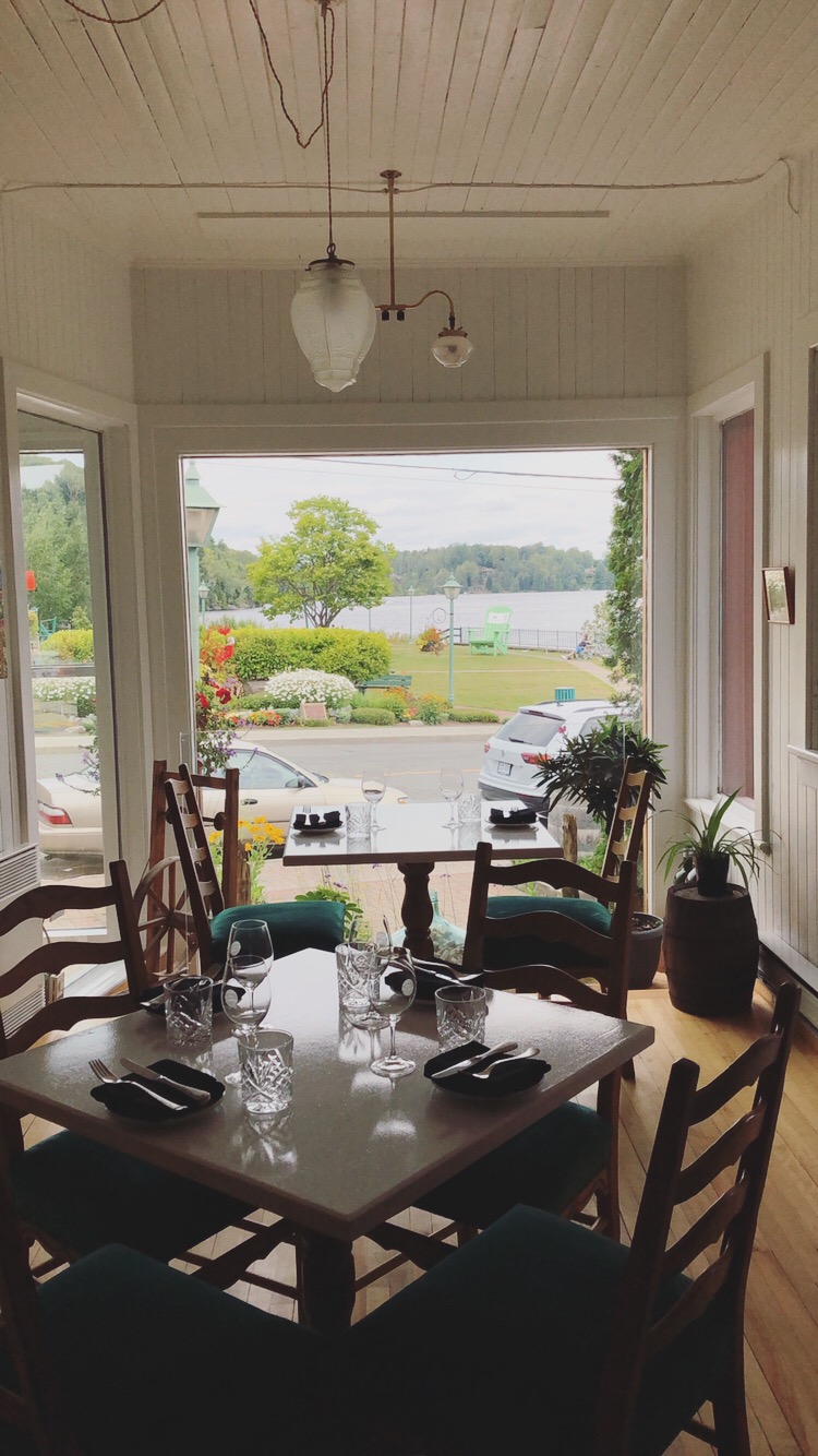 La Belle Histoire | 75 Chemin Masson, Sainte-Marguerite-du-Lac-Masson, QC J0T 1L0, Canada | Phone: (450) 228-1595