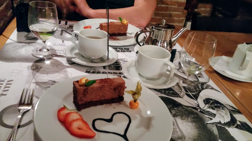 Le Fruit Défendu Restaurant Auberge | 1342 Rang Double, Rougemont, QC J0L 1M0, Canada | Phone: (450) 469-1222