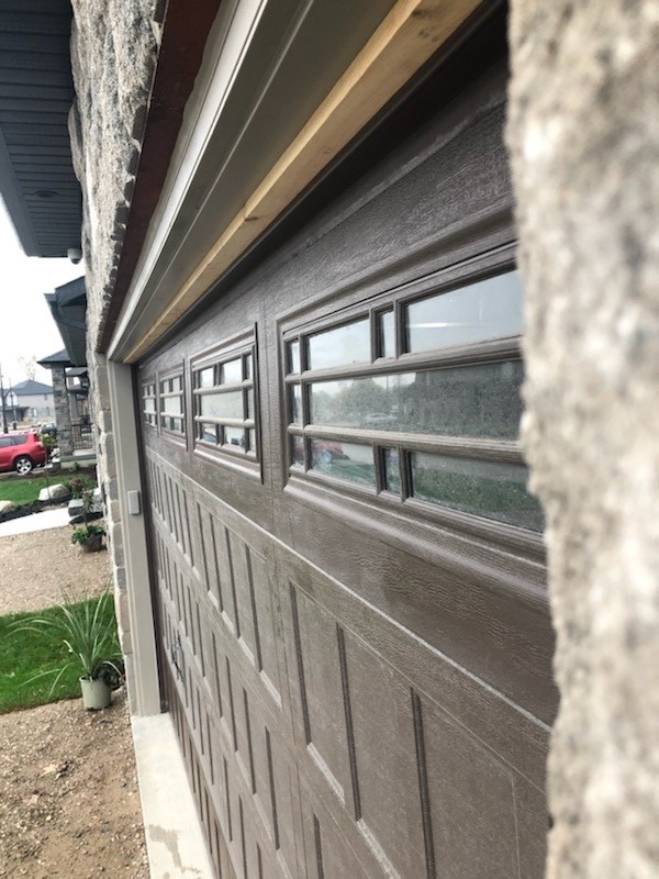 X-treme Overheard Doors Inc. | 432 King Street West, Ingersoll, ON N5C 3J7, Canada | Phone: (519) 485-3667
