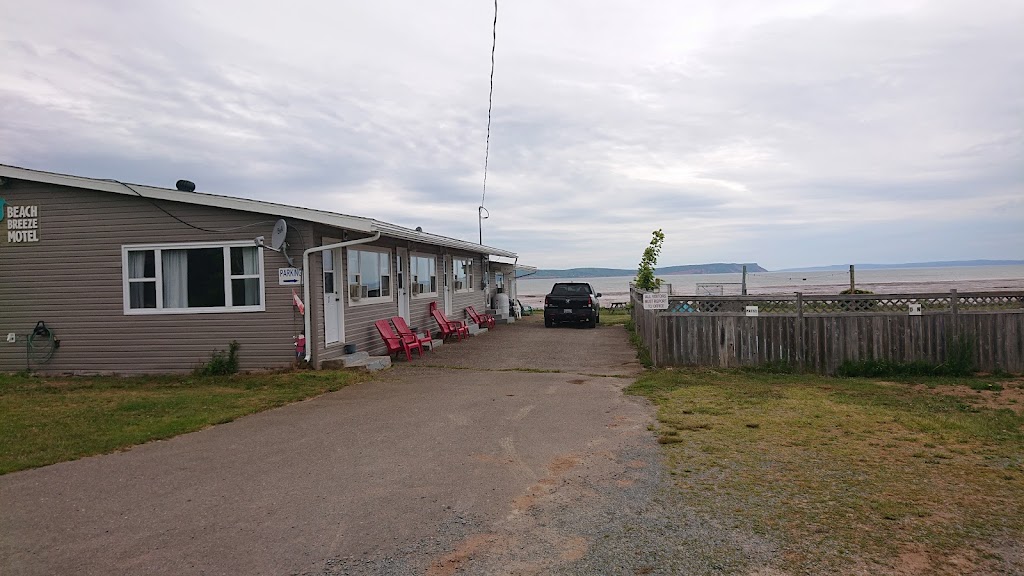 Ocean Breeze B&B: Digby, Nova Scotia | 359 Shore Rd, Digby, NS B0V 1A0, Canada | Phone: (902) 245-4269