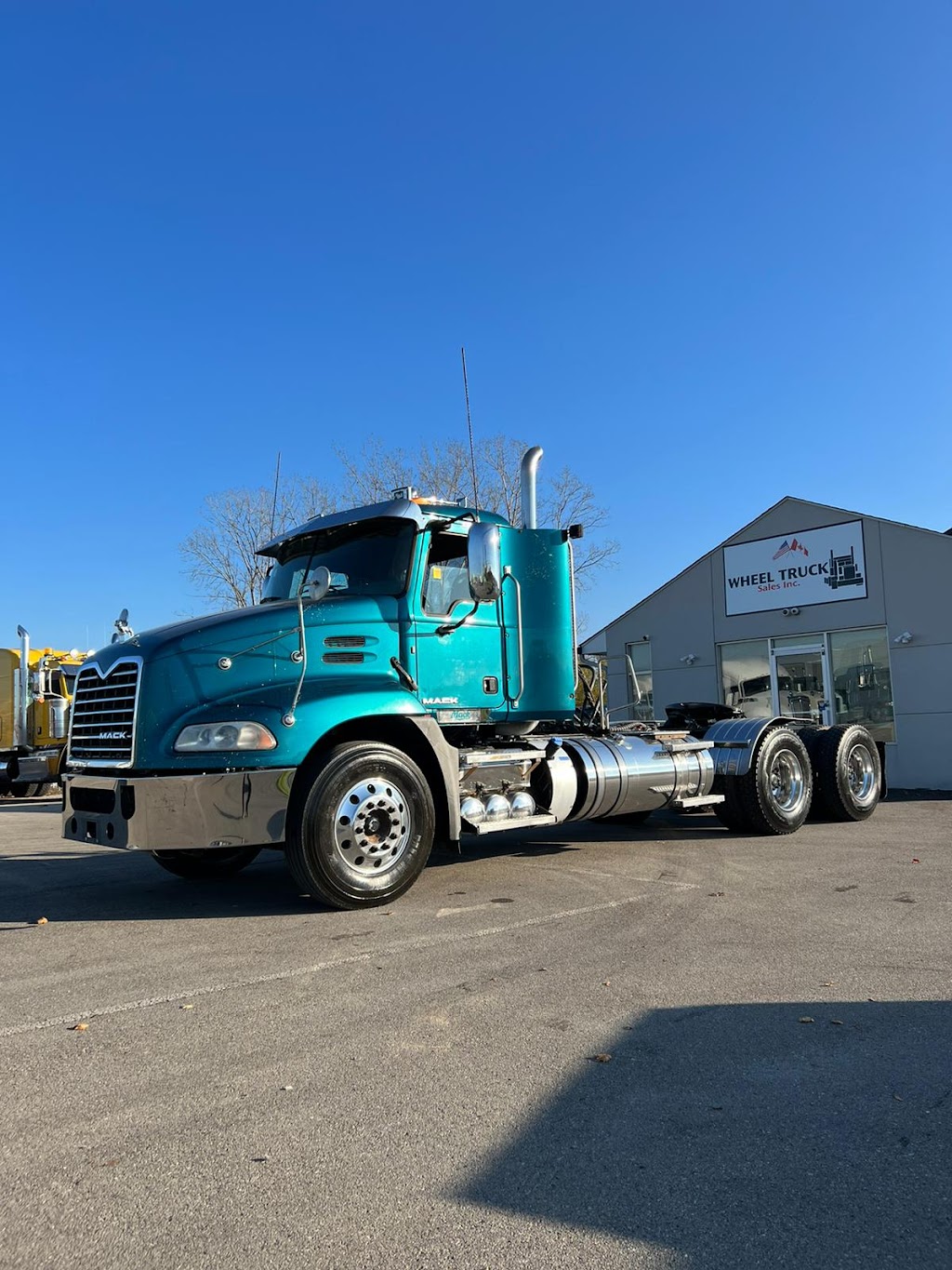 Wheel Truck Sales Inc | 7960 Oakwood Dr, Niagara Falls, ON L2G 0J1, Canada | Phone: (905) 564-8919