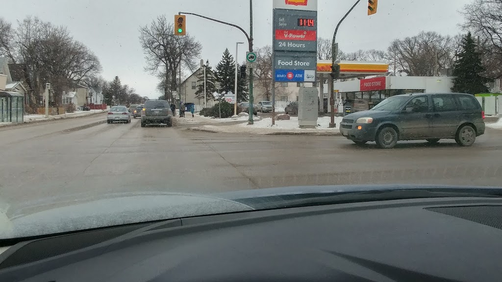 Shell | 373 Salter St, Winnipeg, MB R2W 4L7, Canada | Phone: (204) 582-1423