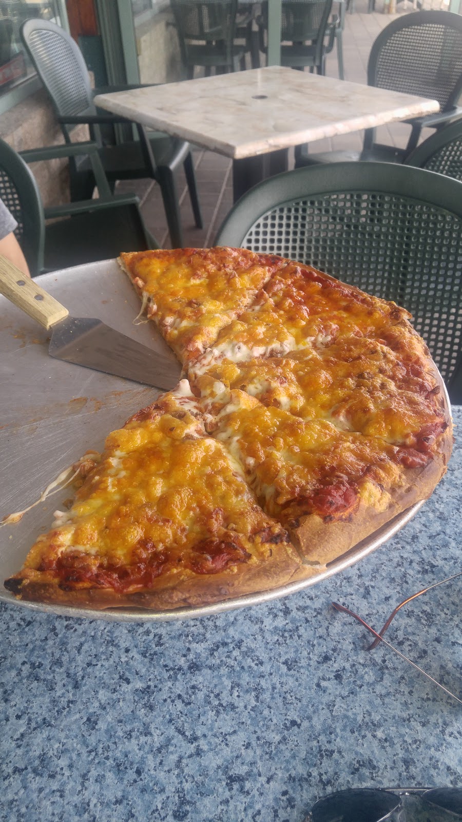 Papa Sams Restaurant | 710 March Rd, Kanata, ON K2K 2V9, Canada | Phone: (613) 591-8080