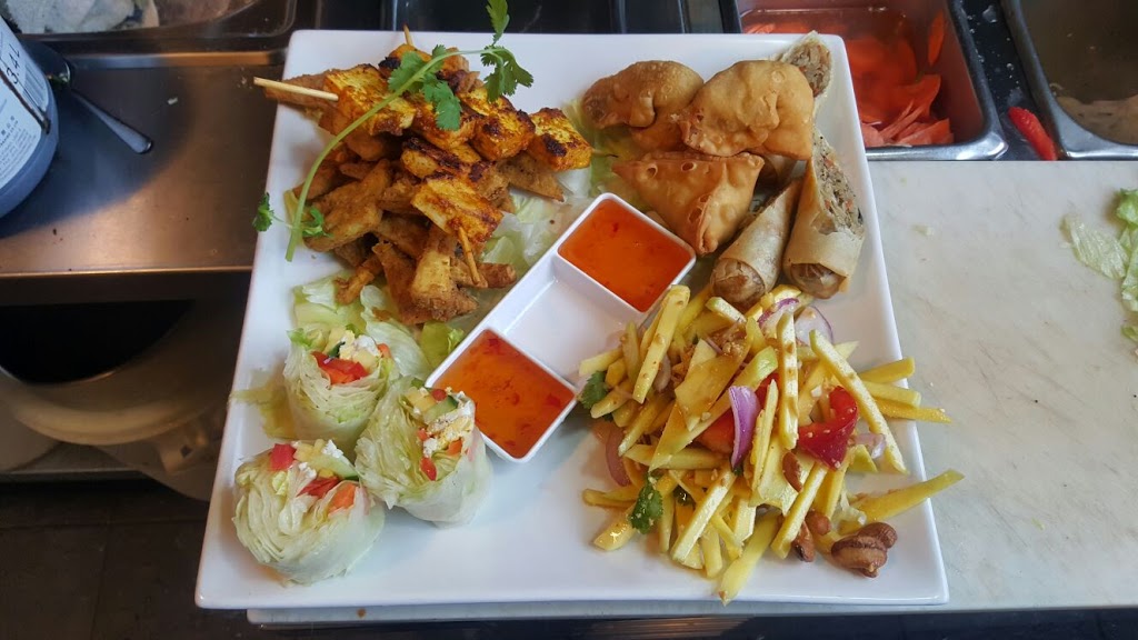 Thai Boys | 1455 Gerrard St E, Toronto, ON M4L 1Z9, Canada | Phone: (647) 348-8424