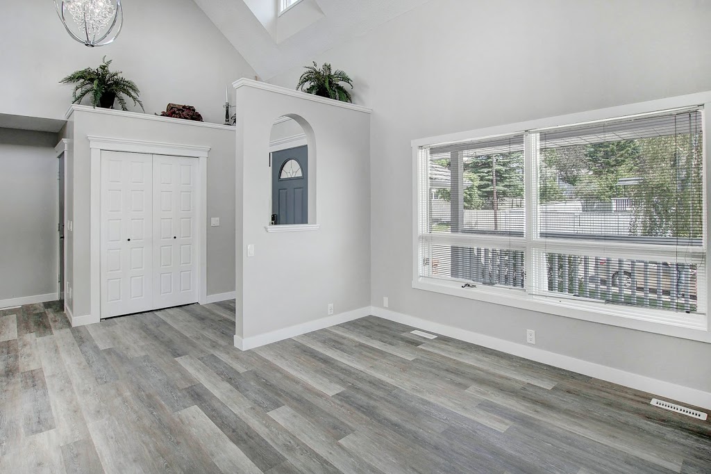 Calgary Real Estate - Ahmed Rafaqat Realtor | 2411 4 St NW, Calgary, AB T2M 2Z8, Canada | Phone: (403) 614-0047