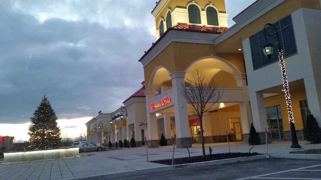 Promenades Du Boise | 4300 Boulevard Robert-Bourassa, Laval, QC H7E 0A4, Canada