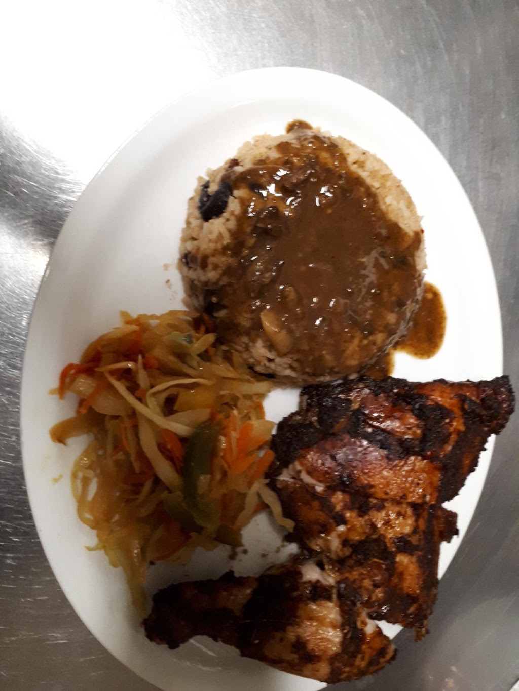 Irie Vibes Bar & Grill | 972 Cole Harbour Rd, Dartmouth, NS B2V 1E7, Canada | Phone: (902) 405-5030