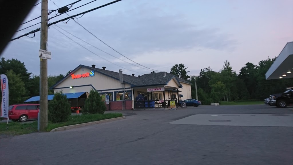 Dépanneur 343 Inc | 343 Côte Saint-Nicholas, Saint-Colomban, QC J5K 1M5, Canada | Phone: (450) 436-7983