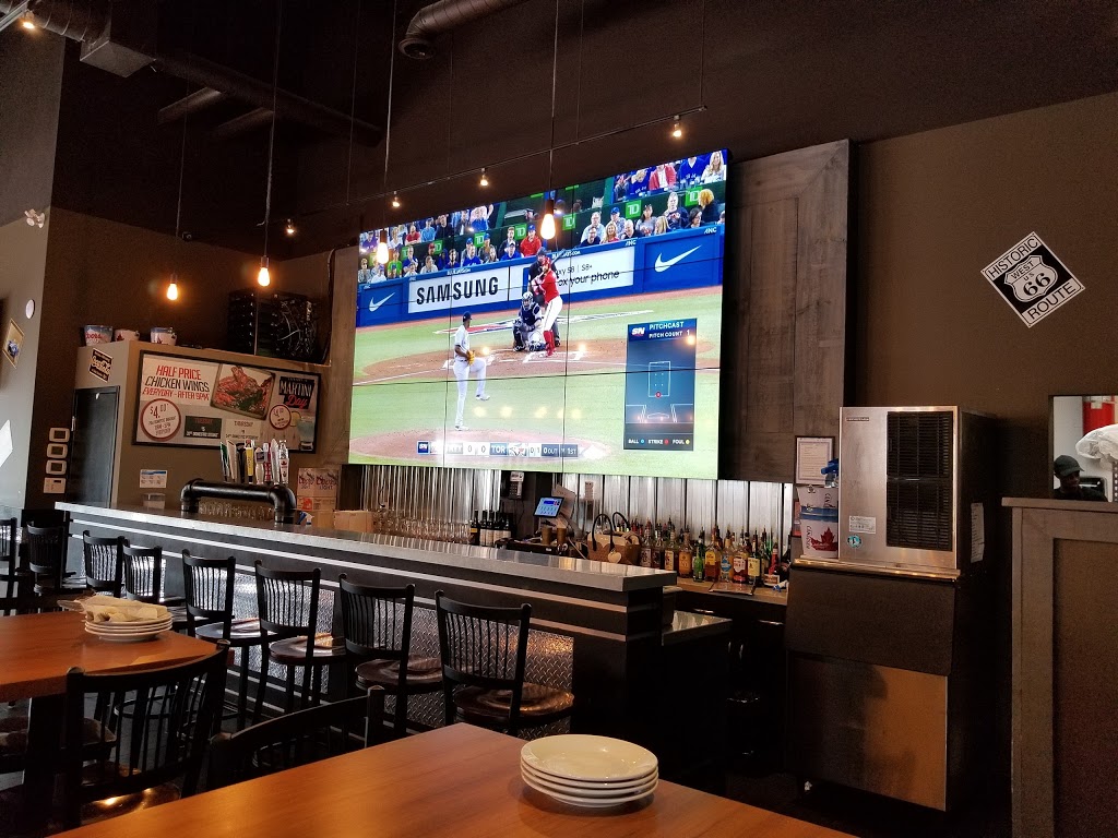 Chucks Roadhouse Bar & Grill | 700 Taunton Rd E, Whitby, ON L1R 0K6, Canada | Phone: (905) 620-0001