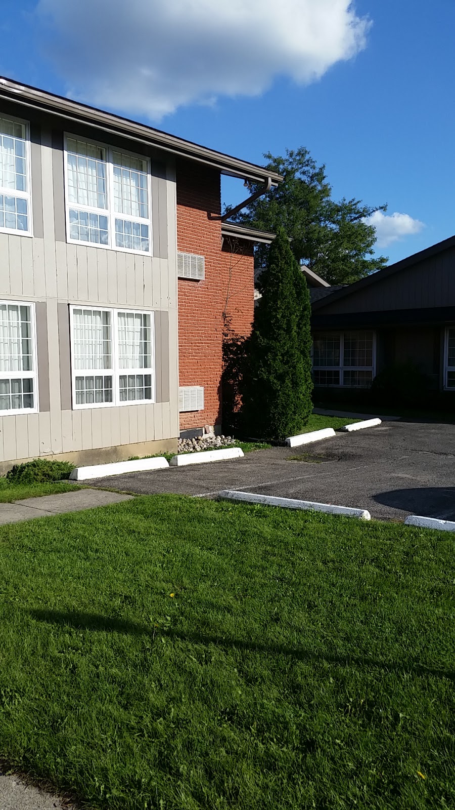The Festival Inn | 1144 Ontario St, Stratford, ON N5A 6W1, Canada | Phone: (519) 273-1150