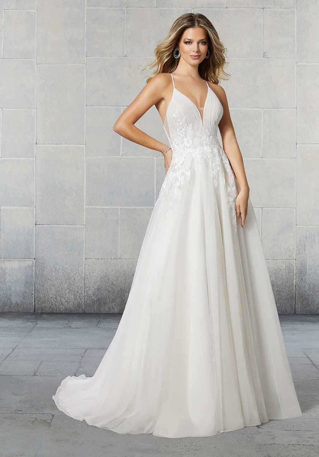 Best for Bride | 566 Sheppard Ave W, North York, ON M3H 2R9, Canada | Phone: (647) 430-7498
