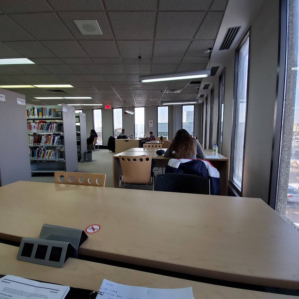 Multiculturelle Public Library of Laval | 1535 Bd Chomedey, Laval, QC H7V 3Z4, Canada | Phone: (450) 978-5995