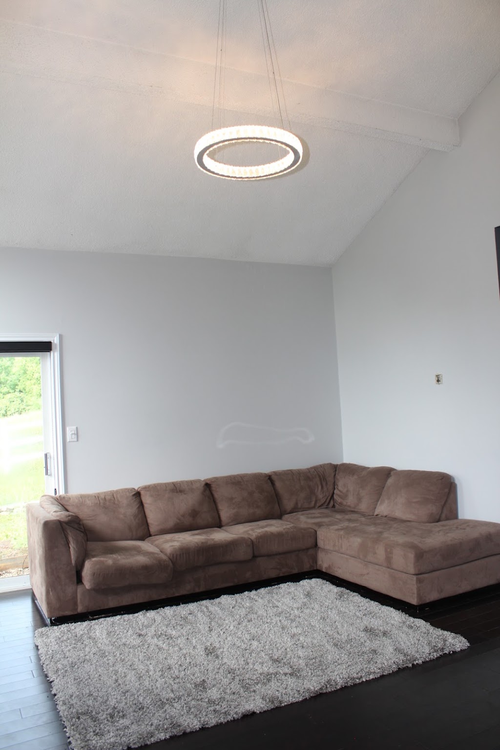 Patterson Pines Villa | 8283 Patterson Side Rd, Caledon East, ON L7E 3A5, Canada | Phone: (905) 462-6734