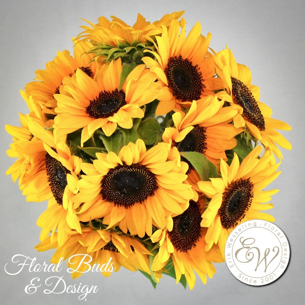Erik Wesseling Wedding Floral Design | 507 Dundas St, Woodstock, ON N4S 1C3, Canada | Phone: (519) 694-3900