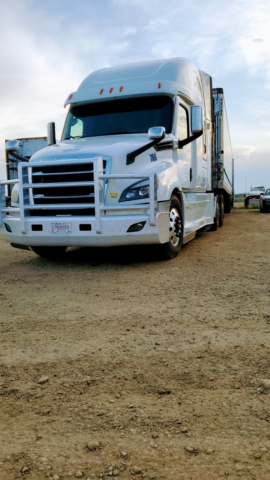 USCAN TRANSPORTATION LTD | 188 Skyview Springs Gardens, Calgary, AB T3N 0B3, Canada | Phone: (587) 700-8325