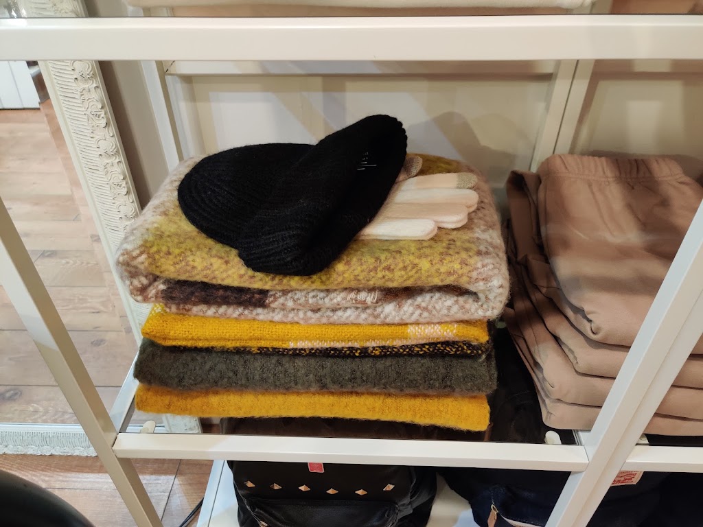 Exposure Clothing - Kitsilano | 2250 W 4th Ave, Vancouver, BC V6K 1N8, Canada | Phone: (604) 733-5808