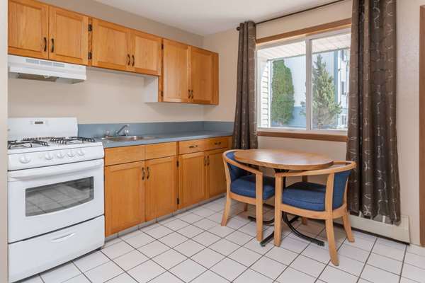 Arcola School Park | 611 College Ave E, Regina, SK S4N 0W3, Canada