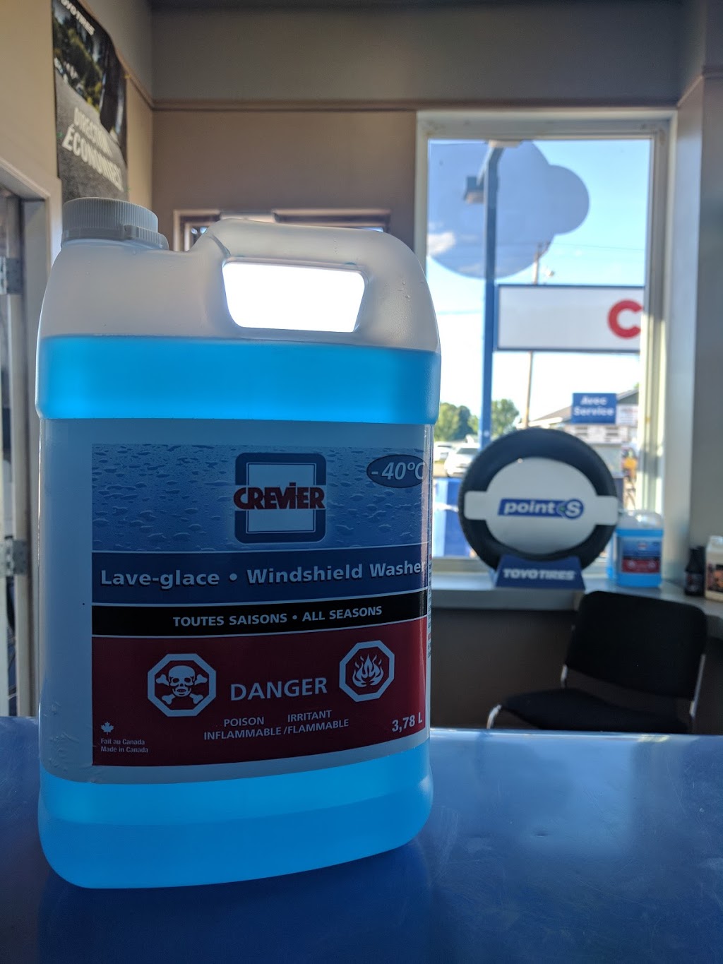 Point S - Service De Pneus Lagacé Et Fils | 330 Boulevard Saint Laurent E, Louiseville, QC J5V 1H7, Canada | Phone: (819) 228-5421