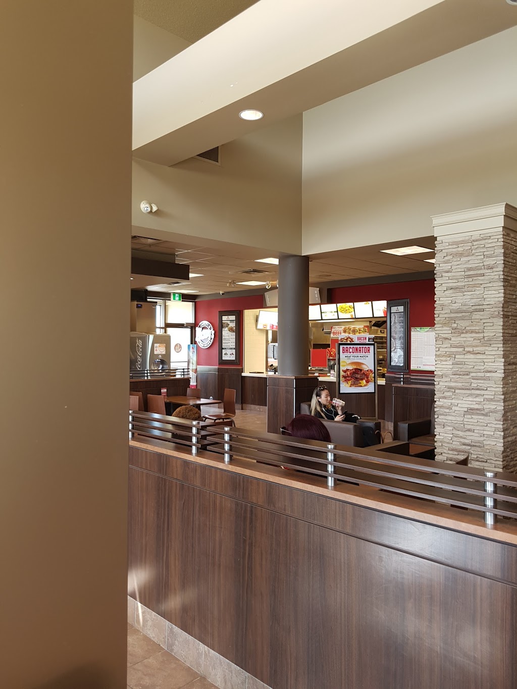 Wendys | 1609 Kenaston Blvd, Winnipeg, MB R3P 2M4, Canada | Phone: (204) 489-4051