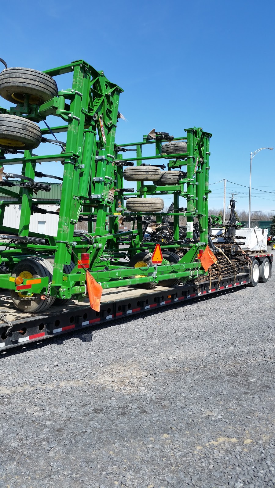 FERME DEFINITIVEMENT Transport Yvan Salois Inc | 305 Chemin Yamaska, Saint-Germain-de-Grantham, QC J0C 1K0, Canada | Phone: (819) 470-0953