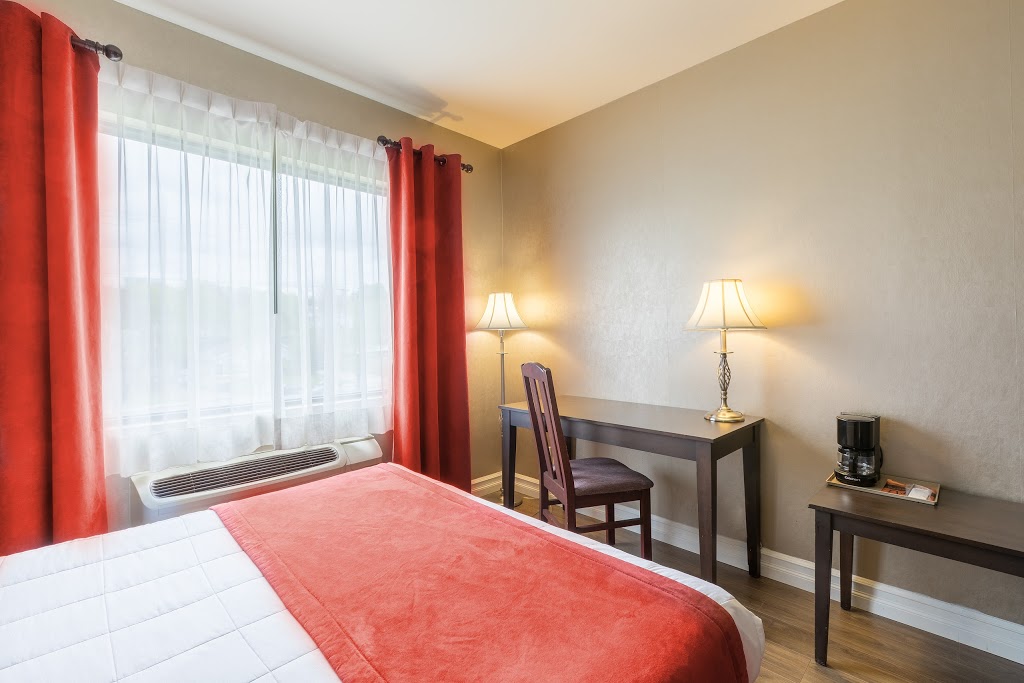Hôtel Ambassadeur Québec | 3401 Boulevard Sainte-Anne, Québec, QC G1E 3L4, Canada | Phone: (800) 363-4619