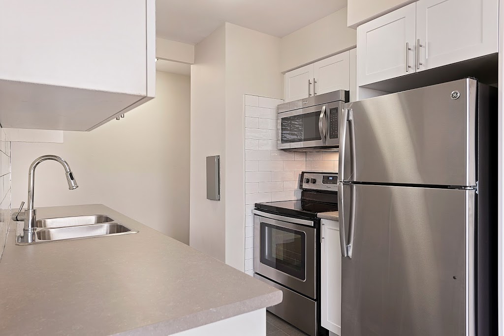 2175 Avenue Road Apartments | 2175 Avenue Rd, North York, ON M5M 4B6, Canada | Phone: (437) 374-4674