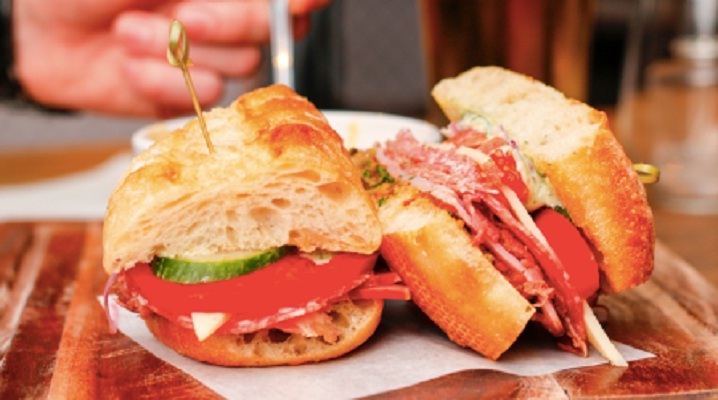 Oceanside Public House | 14995 Marine Dr, White Rock, BC V4B 1C5, Canada | Phone: (604) 385-0672