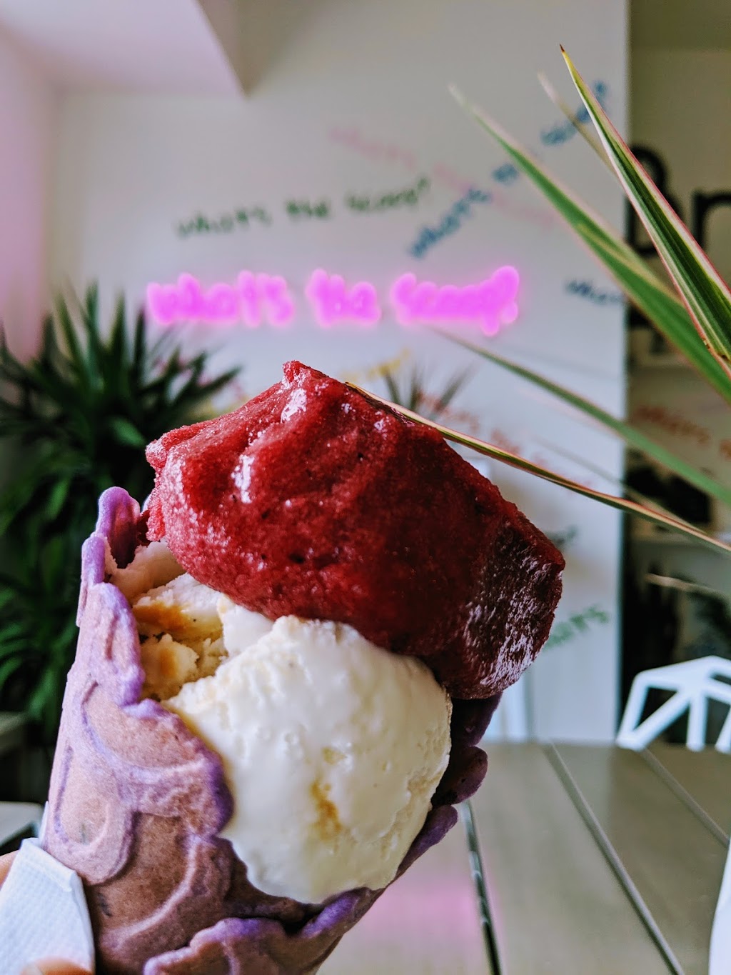 Bretts Ice Cream | 1698 Queen St E, Toronto, ON M4L 1G6, Canada | Phone: (416) 691-4111