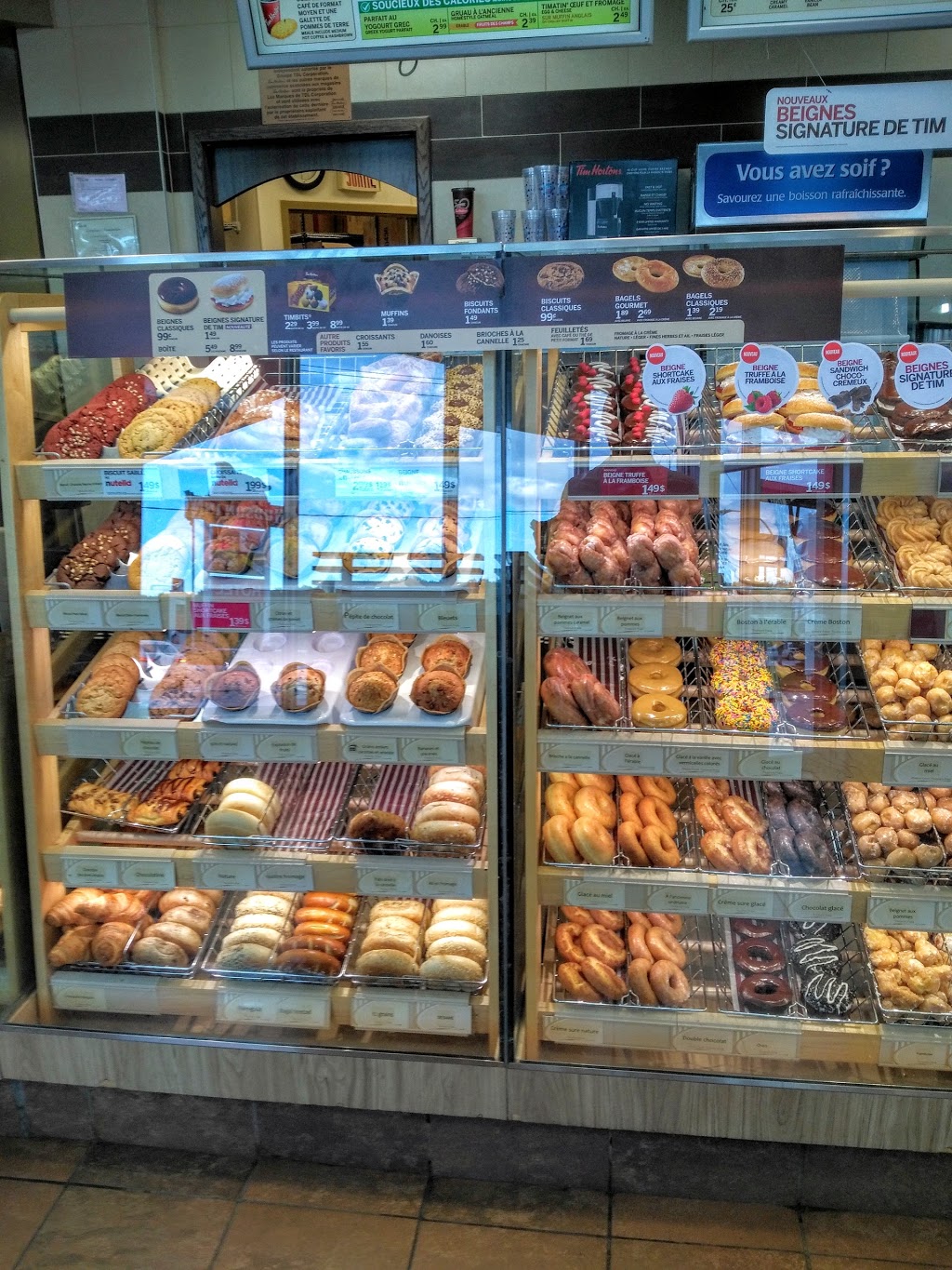 Tim Hortons | 101 Montée Lavigne, Hudson, QC J0P 1H0, Canada | Phone: (800) 590-5304