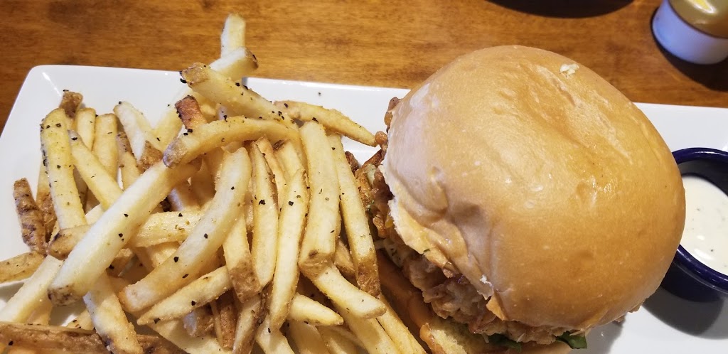 Lone Star Texas Grill | 157 York Blvd, Richmond Hill, ON L4B 4A7, Canada | Phone: (905) 508-3334