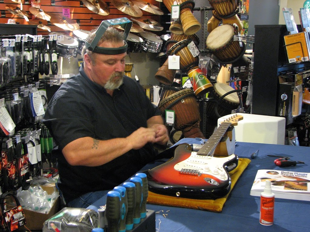 Long & McQuade Musical Instruments | 17 Dow Rd, New Minas, NS B4N 3R4, Canada | Phone: (902) 681-1461