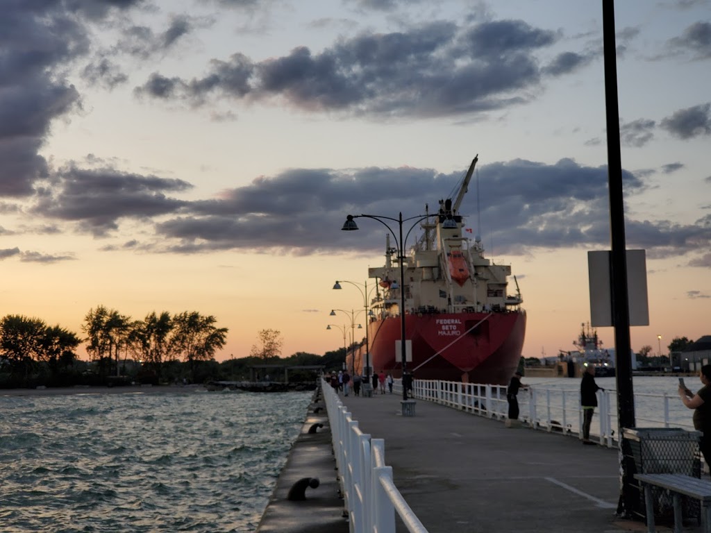 Lakeview Park Pier | 1500 Simcoe St S, Oshawa, ON L1H 8S8, Canada