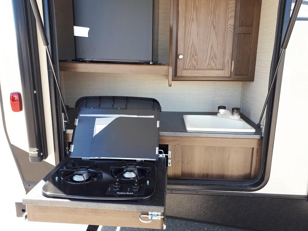 Guarantee RV Centre Inc | 34 Commercial Dr, Calgary, AB T3Z 2A7, Canada | Phone: (403) 273-1000
